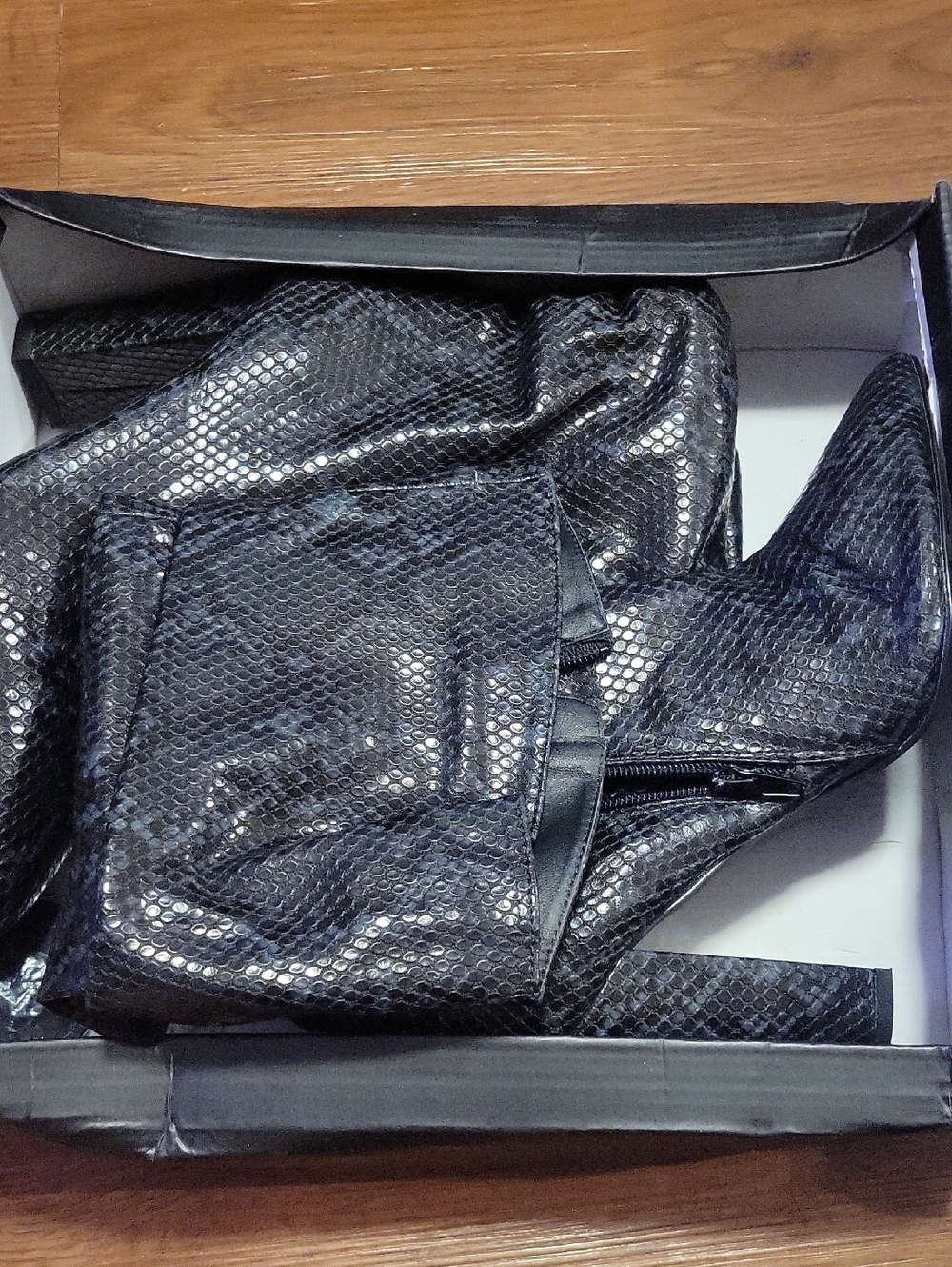 Liliana Black Snakeskin-Texture Heeled Boots